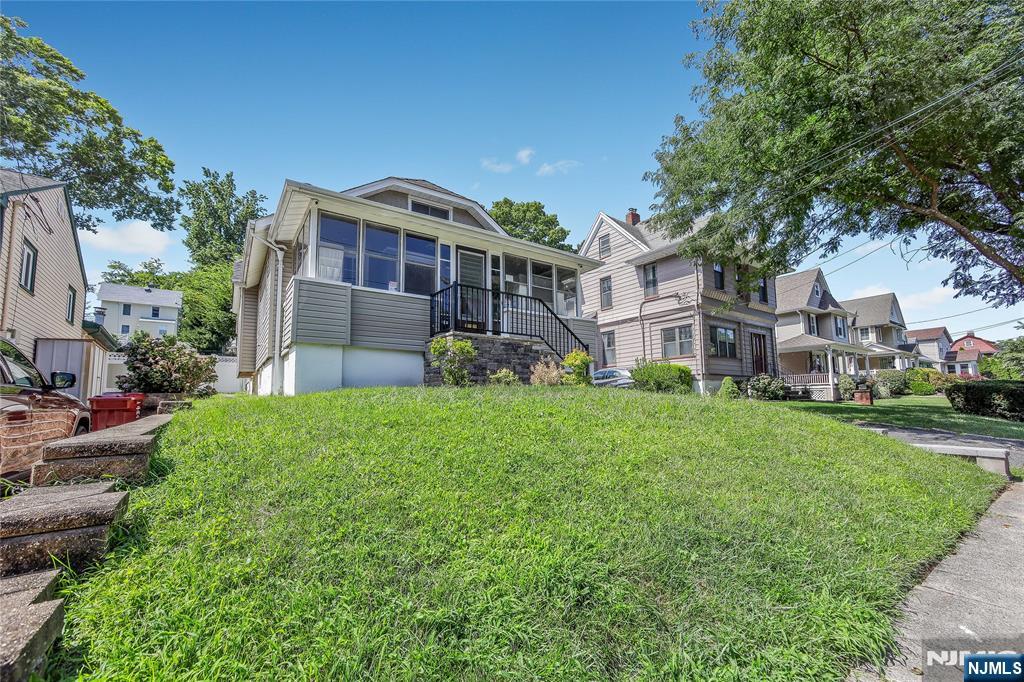 13 Cottage Place