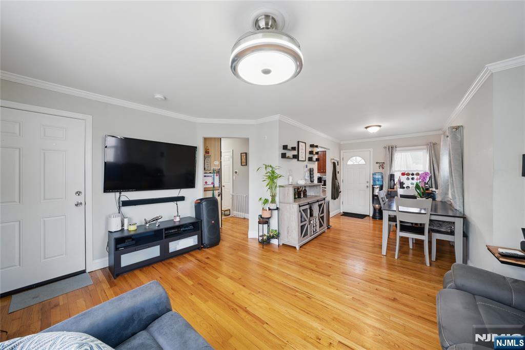 17 11th Street