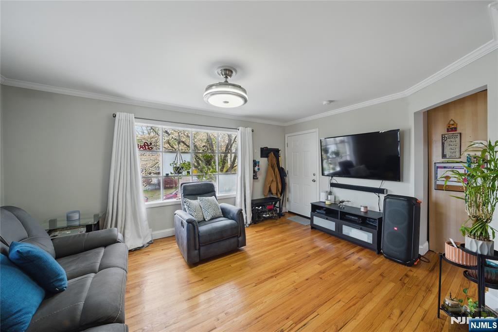 17 11th Street