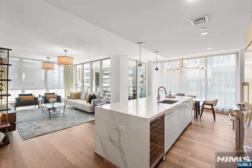 1200 Ave At Port Imperial 418