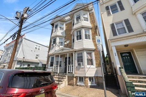 Photo of 237 Astor Street, Newark, NJ 07114 (MLS # 25035548)