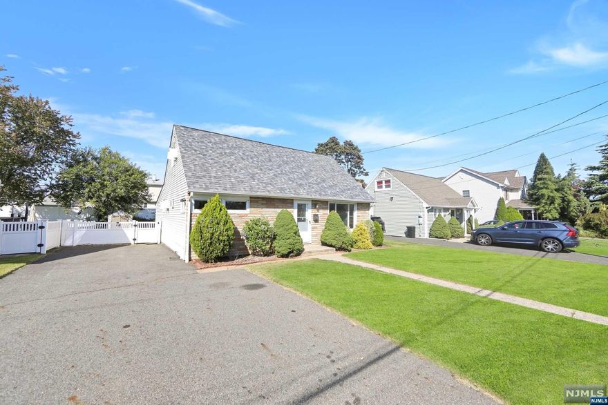 MOVE RIGHT IN TO THIS ADORABLE HOME WITH NEW PAINT, NEW CARPETING AND MORE! COME CHECK OUT THIS LOVELY CAPE COD STYLE HOME LOCATED ON A QUIET RESIDENTIAL STREET. THIS HOME FEATURES A VERY SPACIOUS EAT-IN KITCHEN, A BIG SIZE ROOM IN THE BACK,TWO BEDROOMS, AND ONE FULL BATHROOM ON THE 1st FLOOR. THE SECOND FLOOR HAS TWO BEDROOMS AND ONE HALF BATH. THE SPACIOUS AND FLAT BACK YARD IS GREAT FOR ENTERTAINING. ENJOY THE EVENING IN THE QUIET BACKYRAD AND RELAX. IT'S AN EASY COMMUTE TO NYC AND CLOSE TO SHOPPING, SCHOOLS, AND PLACES OF WORSHIP. COME BY AND GIVE IT A LOOK!