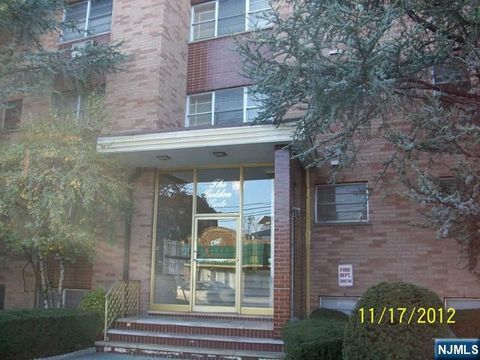 Photo of 479 Broad AVE #C-6, Palisades Park, NJ 07650 (MLS # 26024479)