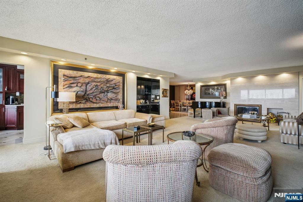 800 Palisade Avenue PH21A