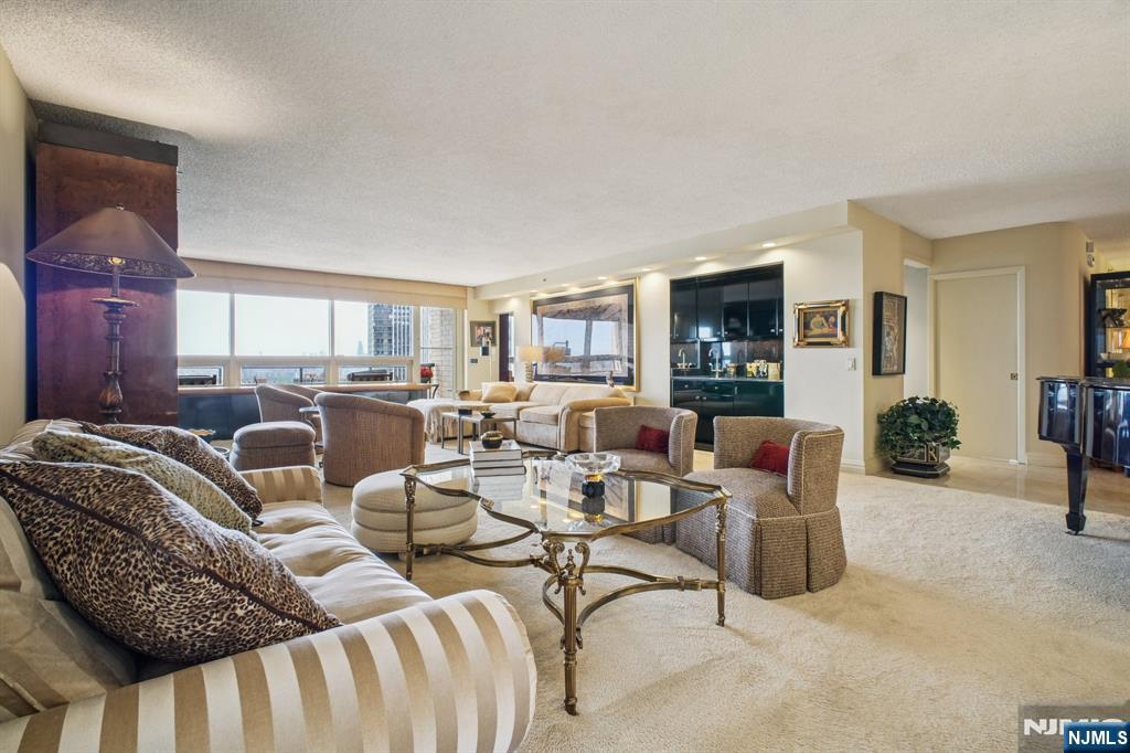 800 Palisade Avenue PH21A
