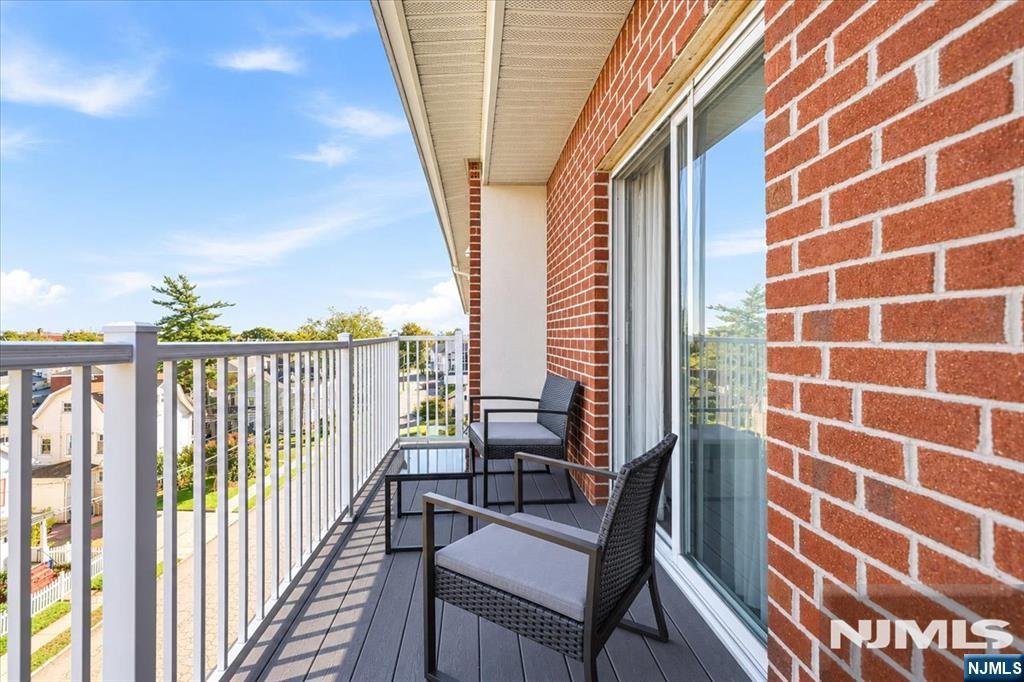 39 Union Street 406