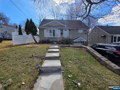 6 Holmes Street West Orange NJ 07052