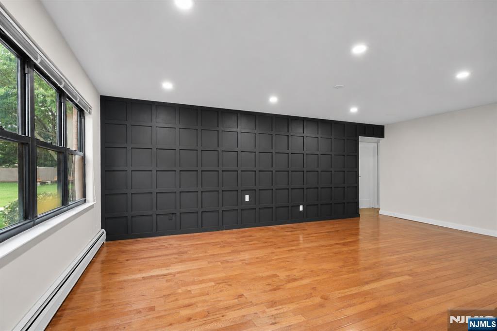 29 N End Drive