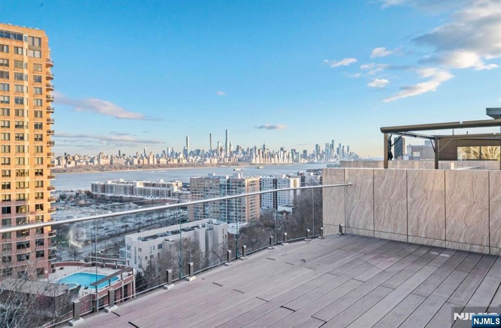 502 Washington Place