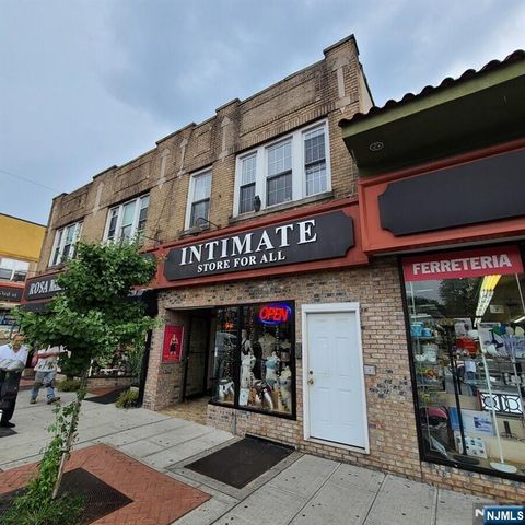Photo of 6224 Bergenline Avenue, West New York, NJ 07093 (MLS # 26018686)