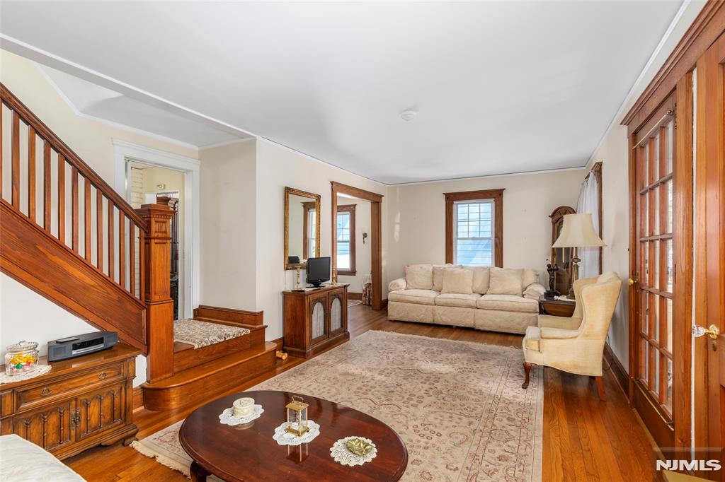 237 Maplewood Avenue