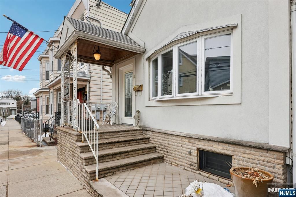 Photo of 18 Patterson Street, Harrison, NJ 07029 (MLS # 25044101)