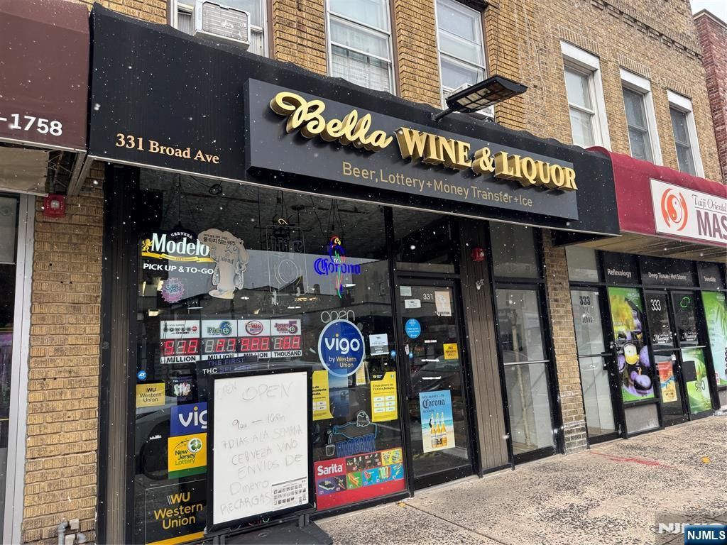 Photo of 331 Broad Avenue, Palisades Park, NJ 07650 (MLS # 25040589)