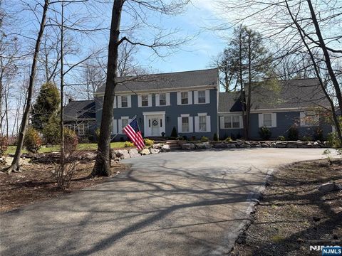 Photo of 12 Laurel Hill, Rockaway Township, NJ 07435 (MLS # 26004810)
