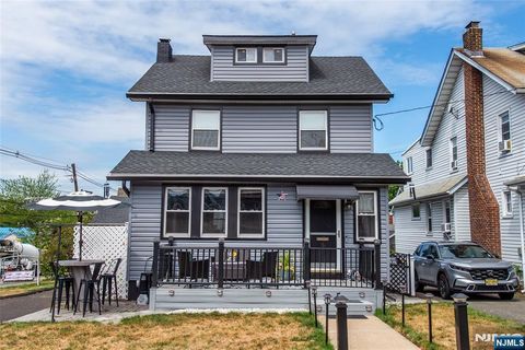 Photo of 5 Newell Place, North Arlington, NJ 07031 (MLS # 25044216)