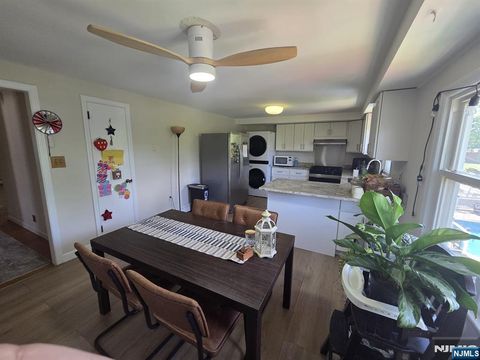 Photo of 360 New York AVE #2nd floor, Lyndhurst, NJ 07071 (MLS # 26019990)