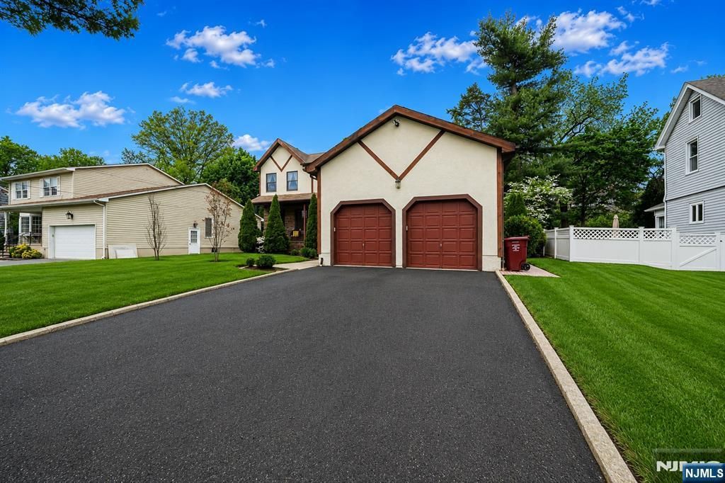 Photo of 621 Bloomfield Avenue, Nutley, NJ 07110 (MLS # 26017267)