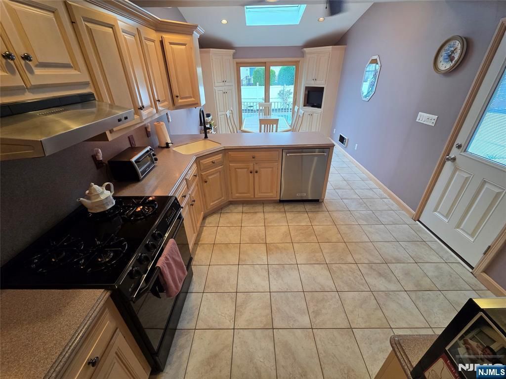 Photo of 77 Graham Terrace, Saddle Brook, NJ 07663 (MLS # 25036042)