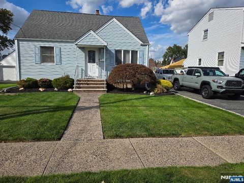 77 Graham Terrace Saddle Brook NJ 07663