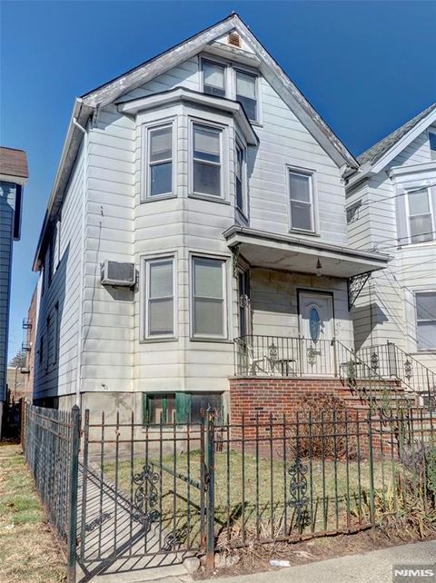 42 Lawrence Street Bloomfield NJ 07003