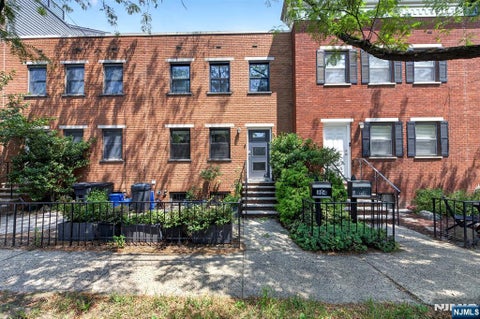 Photo of 304 9th Street, Jersey City, NJ 07302 (MLS # 26027532)
