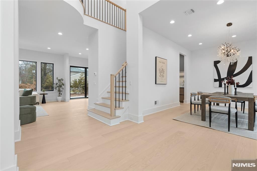 Photo of 21 Manor Court, Glen Rock, NJ 07452 (MLS # 26007543)