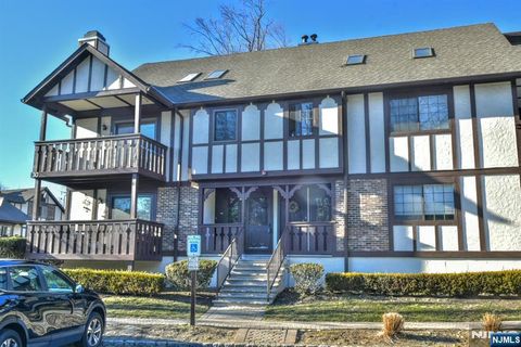 3002 Stowe Lane 3002 Mahwah NJ 07430