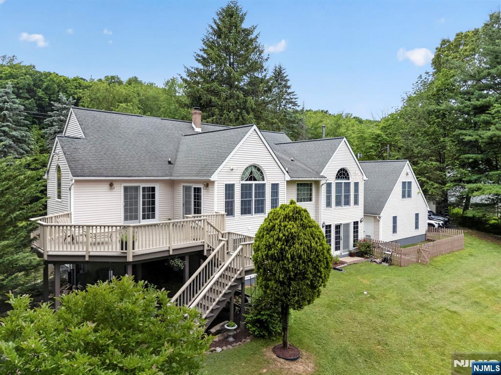 251 Mountain Road