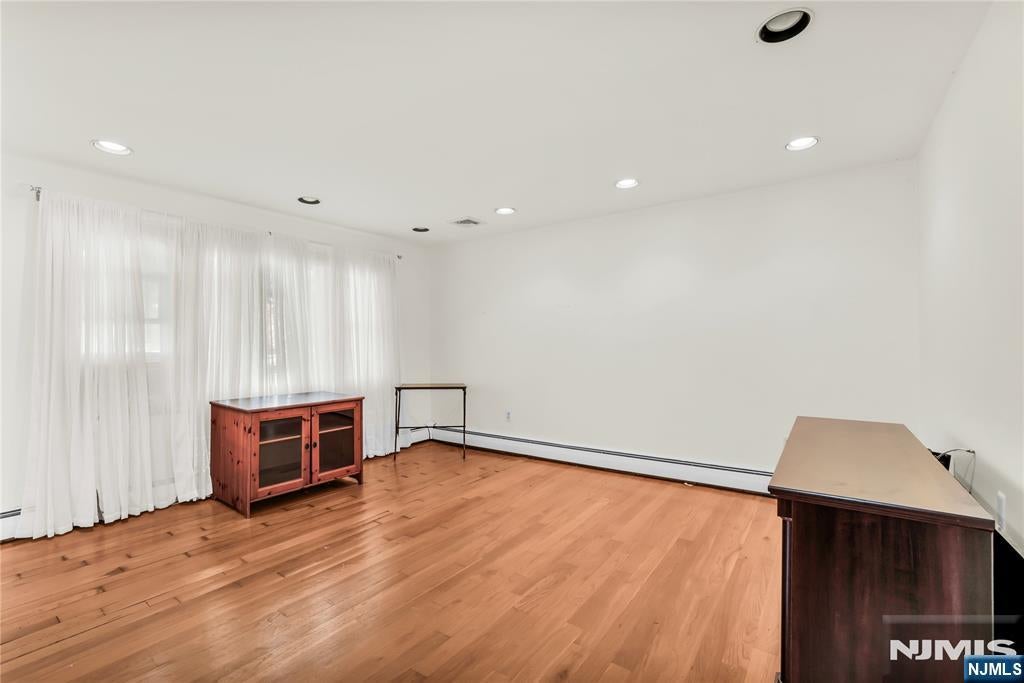 16 Pascale Place