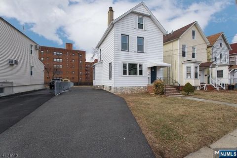 108 Thomas Street Bloomfield NJ 07003