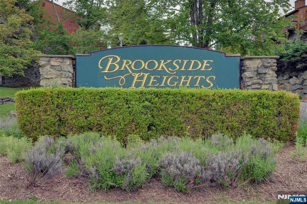 11H Brookside Heights