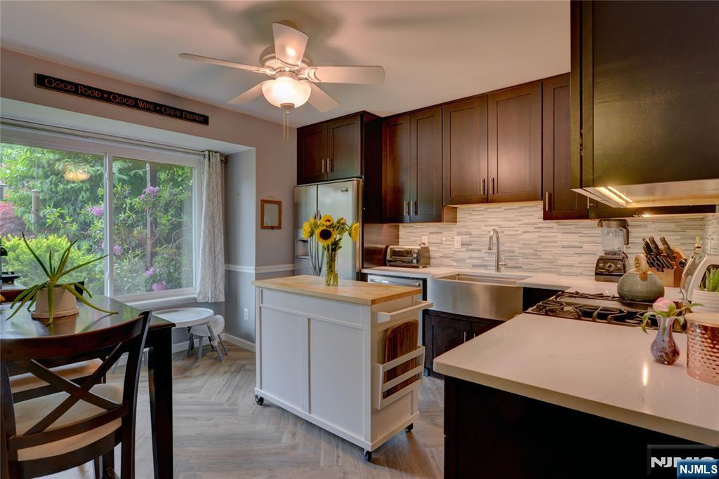 11H Brookside Heights