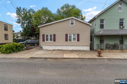 33 Humbert Street Nutley NJ 07110