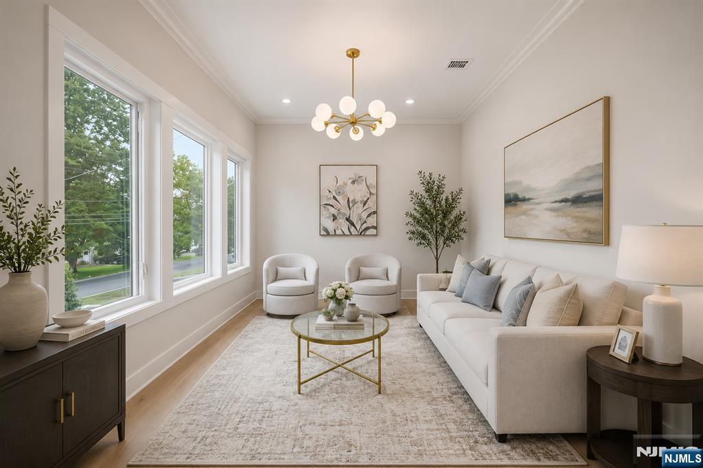 34 Crestview Hill Road