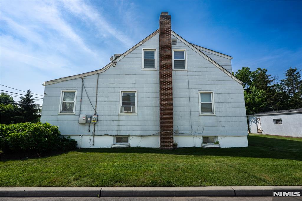 71 Pickens Street
