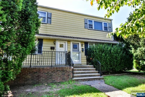 Photo of 27 Hillcrest Avenue, Lodi, NJ 07644 (MLS # 26032038)