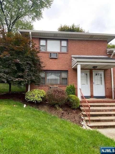 2 Colonial Drive J