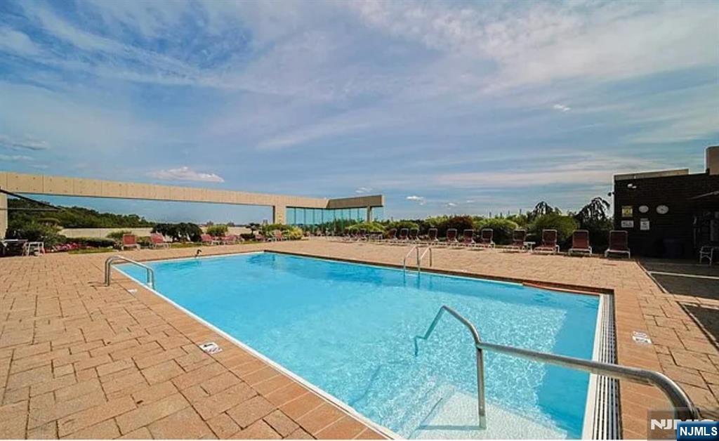 200 Old Palisade Road 18D