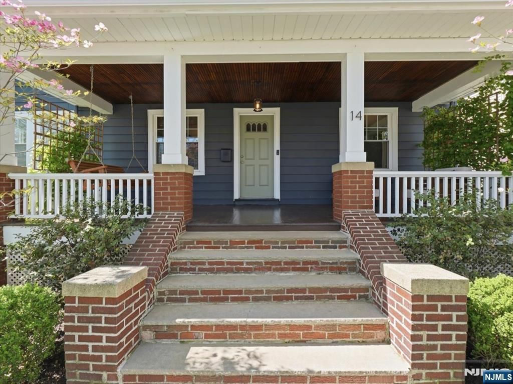 Photo of 14 Evergreen Avenue, Bloomfield, NJ 07003 (MLS # 26008346)