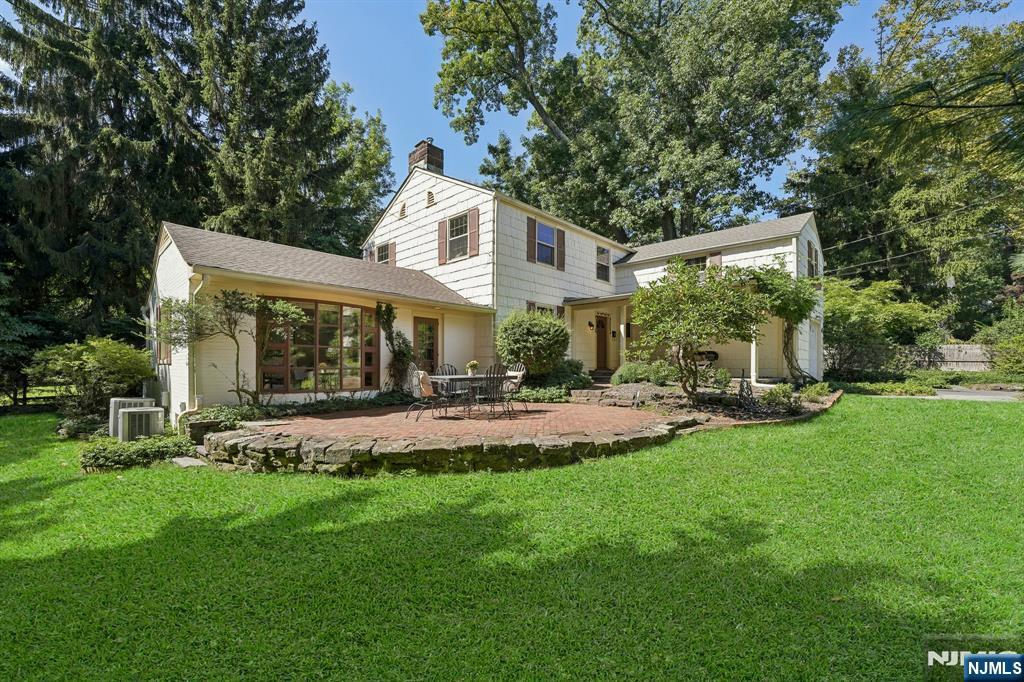 1 Seneca Place