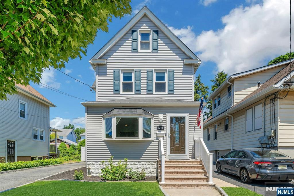 633 Lake Avenue