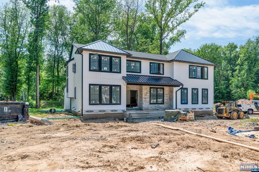 Fantastic new construction! 5 bedrooms, 4.5 bathrooms, 2 car garage. Great quiet location on a cul-de-sac.