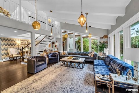 Photo of 305 Westwind Court, Norwood, NJ 07648 (MLS # 26007970)