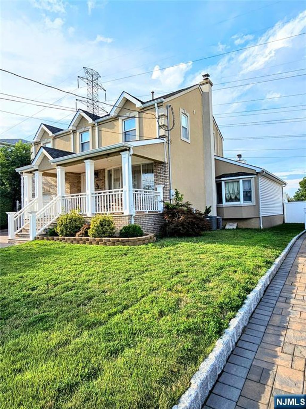 Photo of 28 Noel Dr, North Arlington, NJ 07071 (MLS # 25025692)