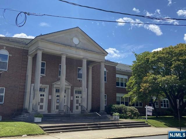 21-31 New Milford Avenue