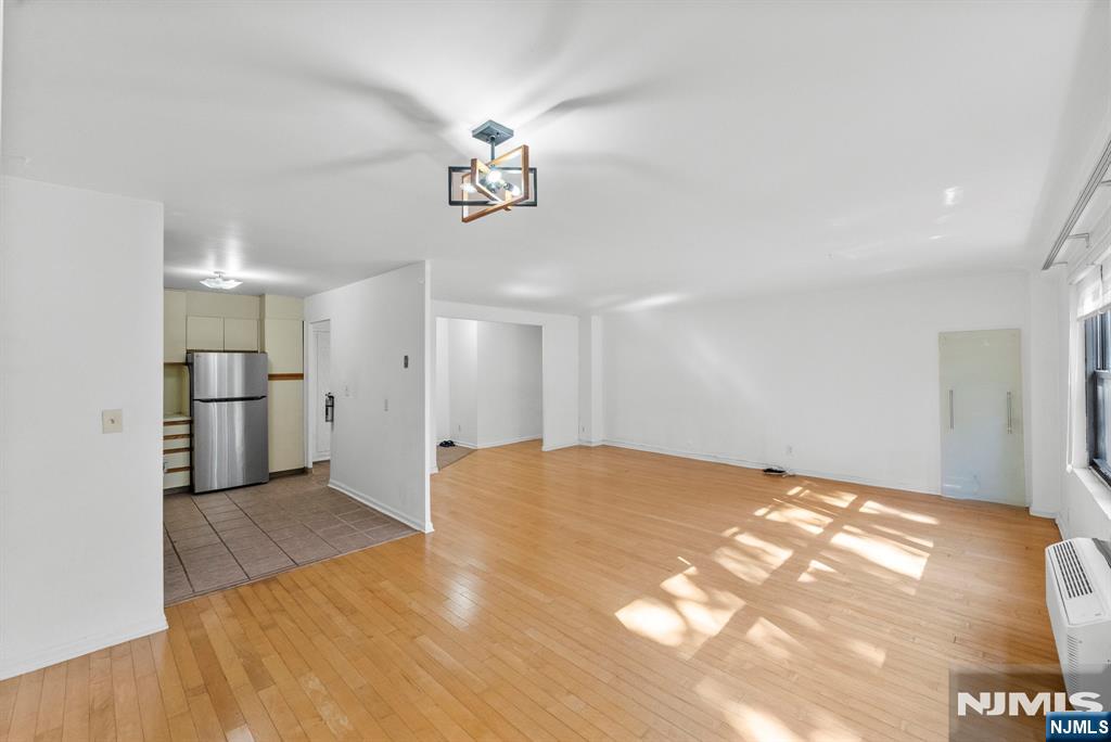 2348 Linwood Avenue 1K