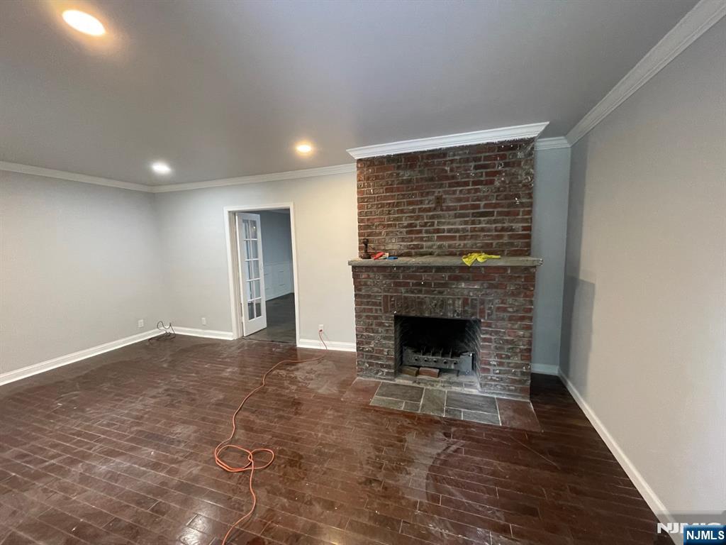 545 Abbott Avenue 1st Floor