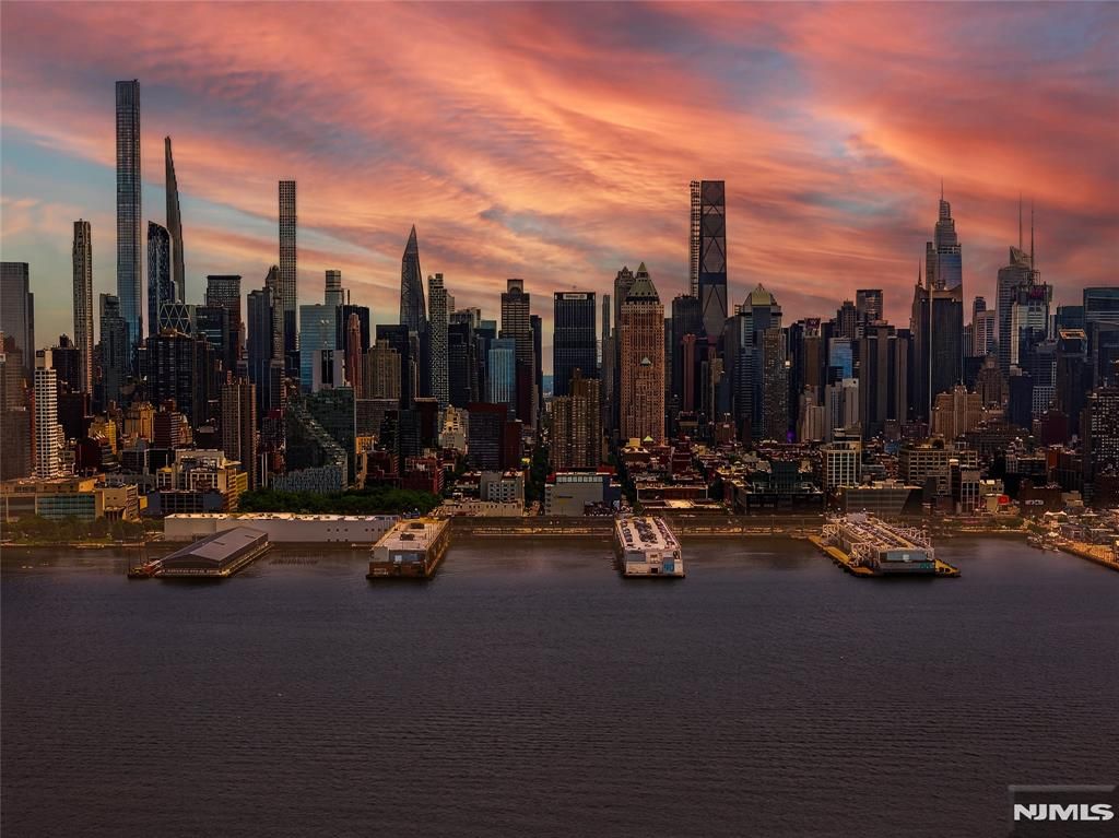 Photo of 899 Boulevard East #4O, Weehawken, NJ 07086 (MLS # 25023944)