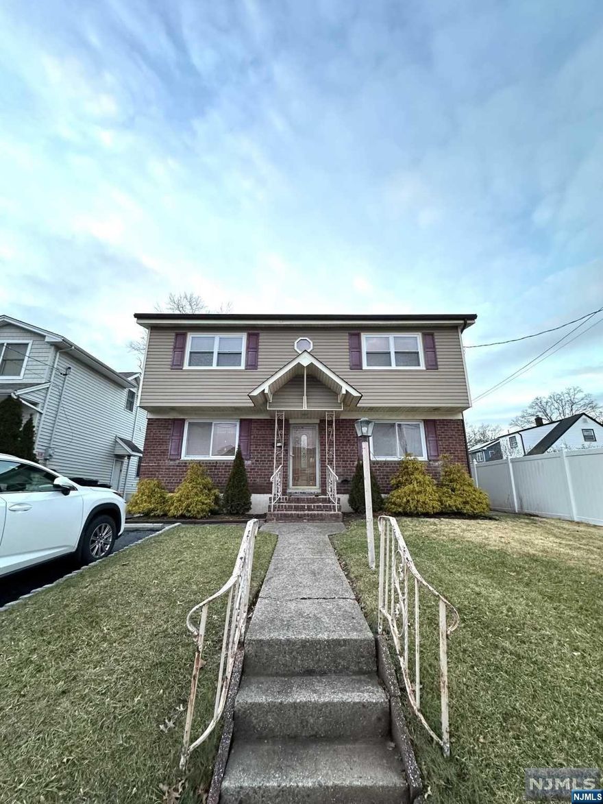 Welcome to this well maintained colonial house, boasted by well manicured lawn and well kept detached garage and a spacious driveway. Inside is ample living space on every floor level. Bring in your creativity to suit your taste. Also property is in great location, closed to public transport, house of worships, park, schools and shopping. Sellers are motivated. Property is sold as is.