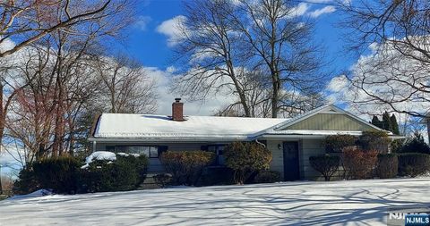 Photo of 412 Flaker Drive, Wyckoff, NJ 07481 (MLS # 26004823)